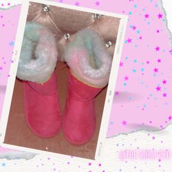 FURRY RAINBOW BOOTS