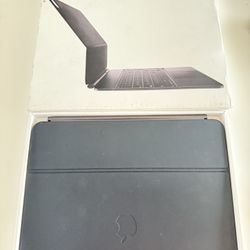 Apple Magic Keyboard for iPad Pro 13 inch m4 chip m5 chip