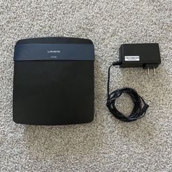Router - Linksys EA3500 