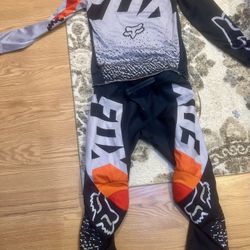 Women’s Fox Riding Gear