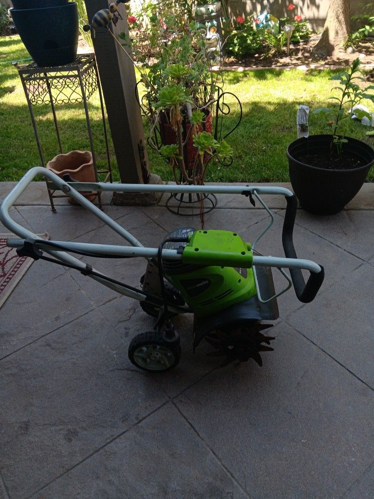 Greenhouse Cultivator
