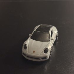 “Hot Wheels Bentley & Porsche – Opened but Like New – Collector Cars Bundle” 