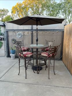 Patio Set With Cushions