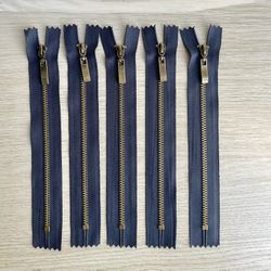 5 Zohar Metal Teeth Zippers Navy 7”L