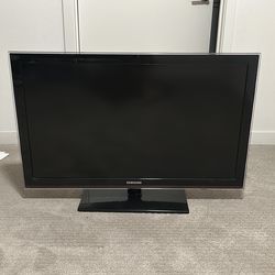 40" Samsung Flat Screen TV