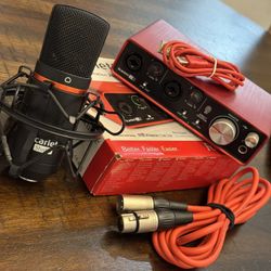 Podcast Studio Microphone Scarlett USB Audio Interface