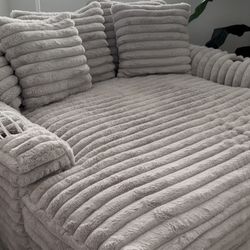 Day Bed  , Couch 