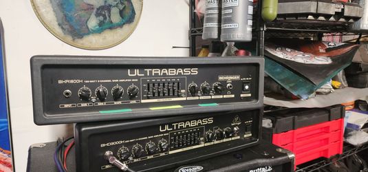 Behringer ultra Bass bxr 1800h