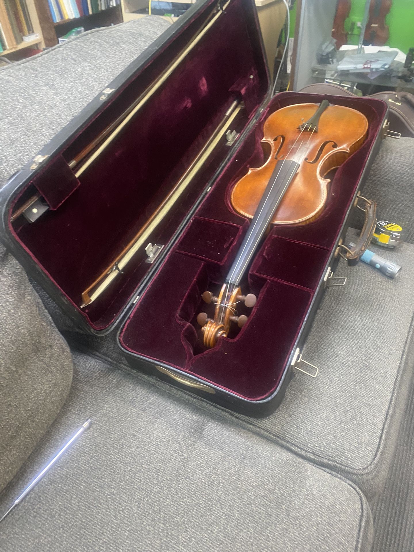 Heinrich Schönfelder viola, Markneukirchen Violin