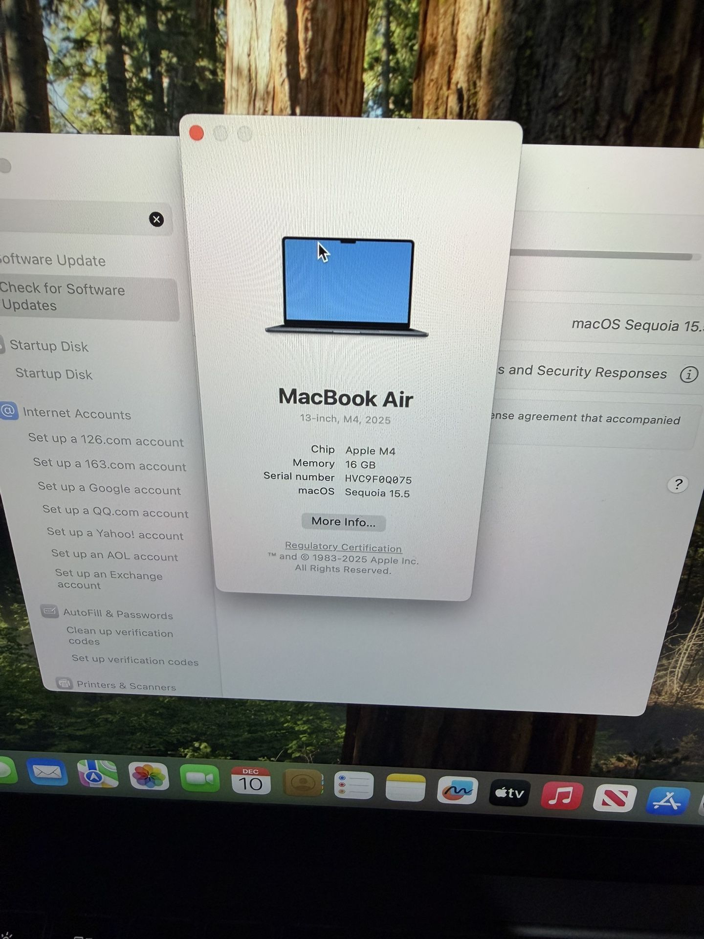 MacBook Air 13inch M4 256GB SSD 700