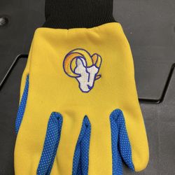 Rams Gloves
