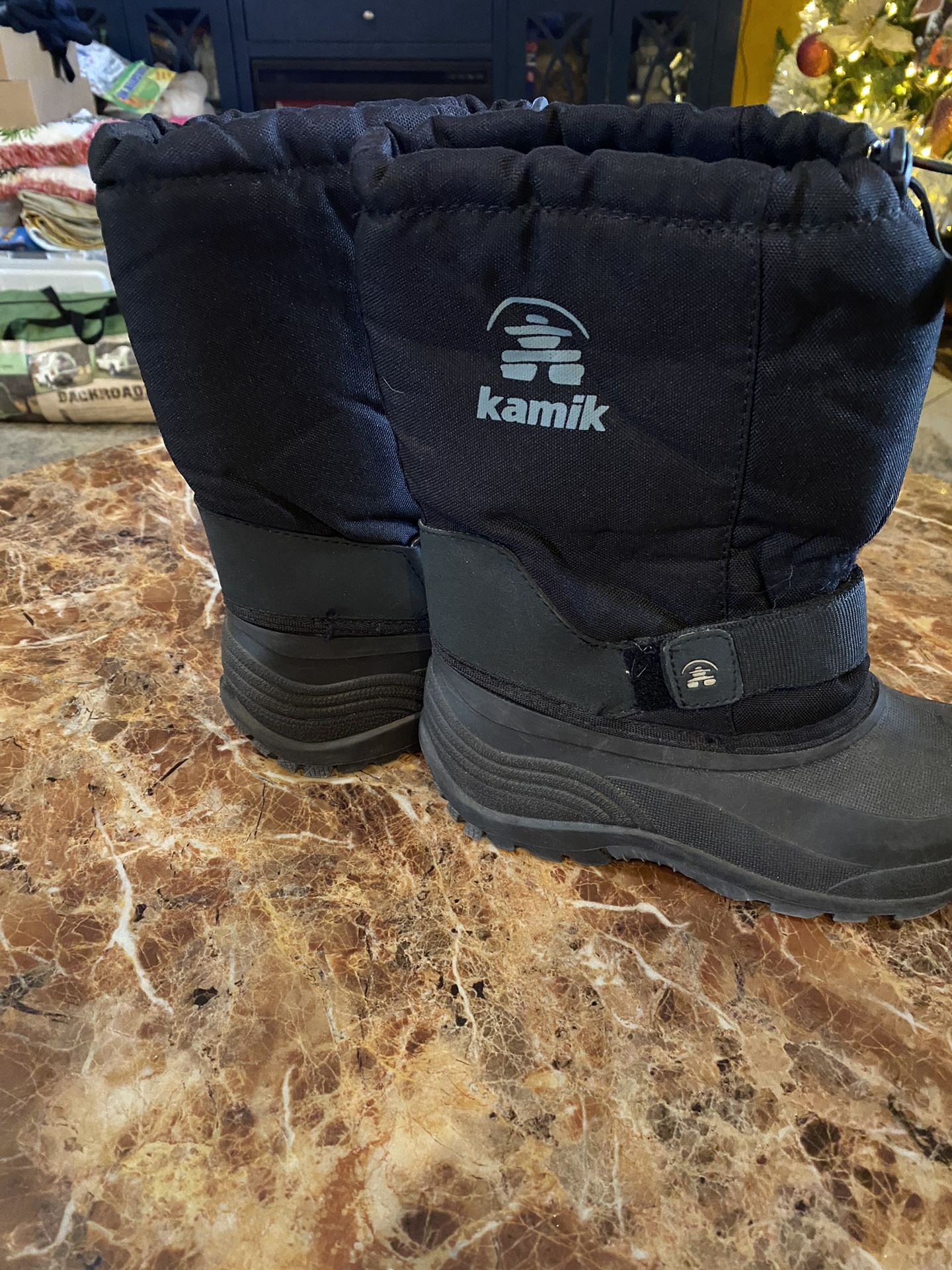 Kids Snow Boots ! Extra Warm & Cozy