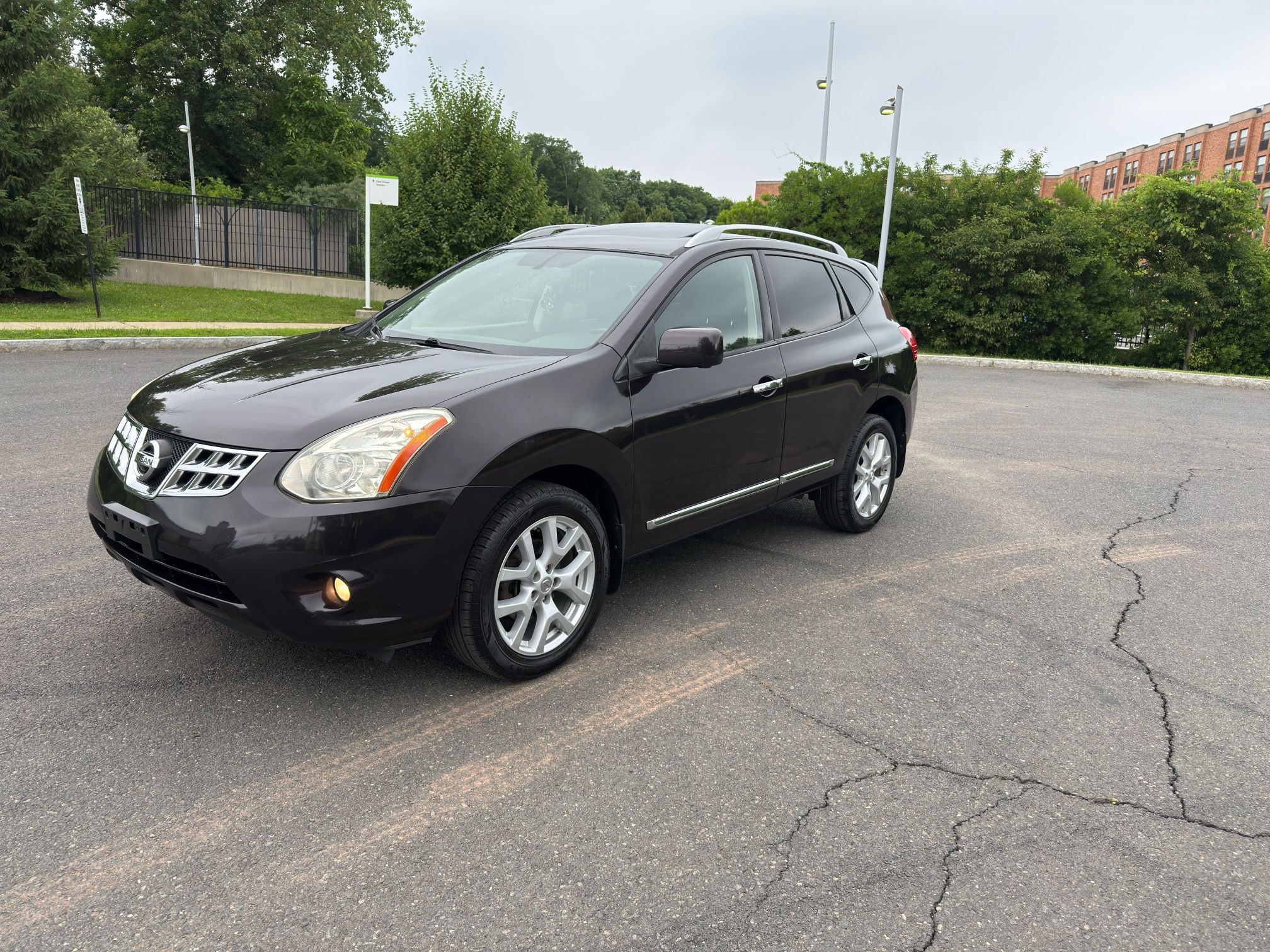 NISSAN ROGUE 2013 SL AWD ONE OWNER RUNS PERFECT