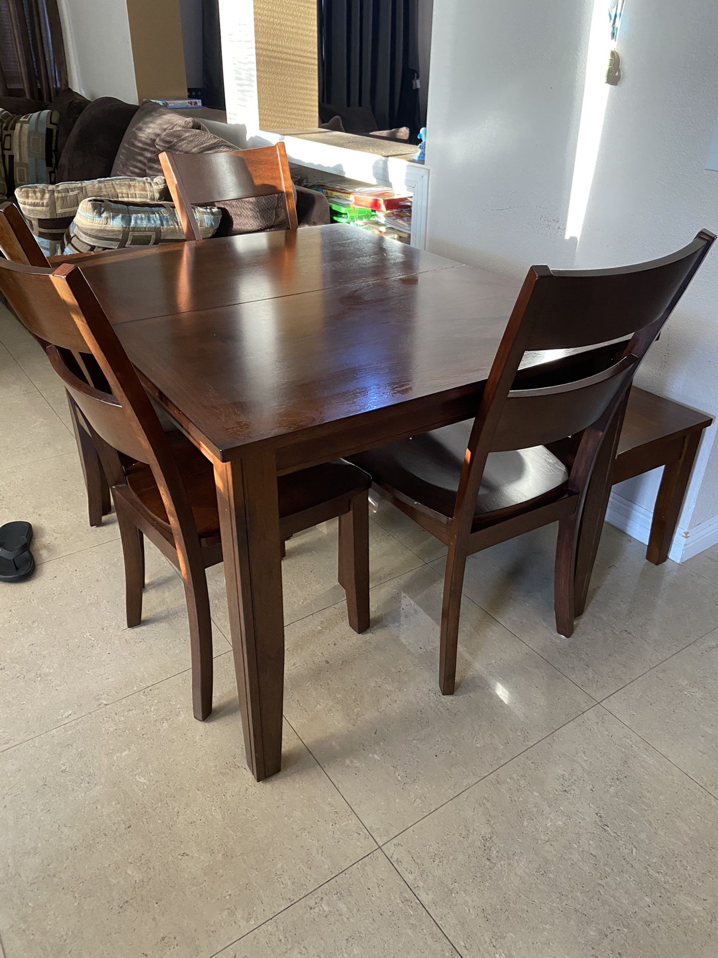 6 Piece Dining Set (Table and Chairs)