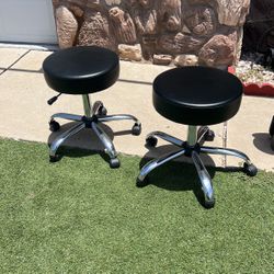 Swivel Stools 