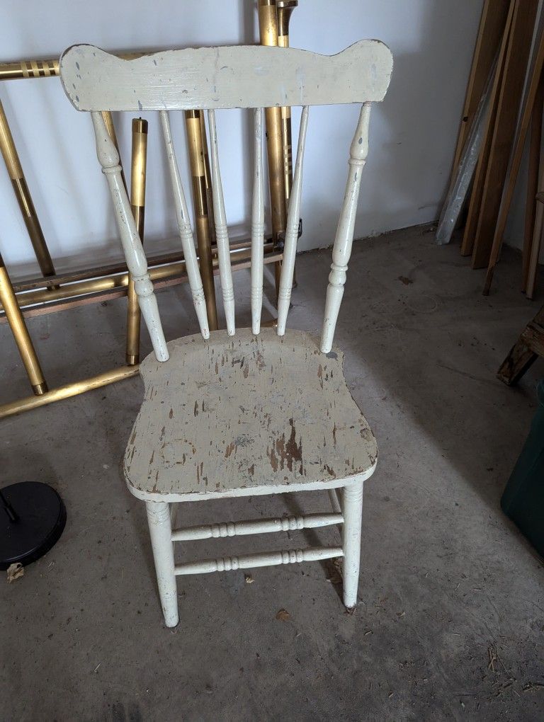 Antique Wood White Chair