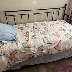 Black Metal Twin Daybed