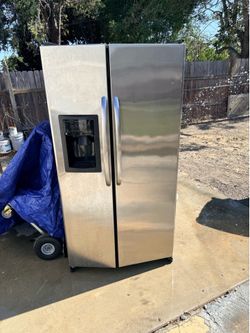 GE Stainless steel refrigerator for sale