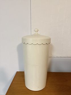 Mcm iconic hamper Ransburg