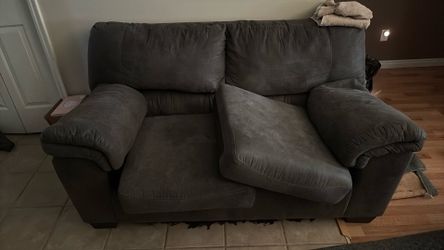 Love seat