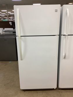 Kenmore 30 in. 18 cu.ft. Top Freezer Refrigerator