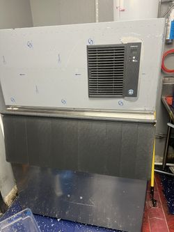 Hoshizaki Ice Machine