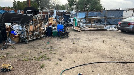 Need My Backyard Cleaned Out And Pretty Much Taken To The Dump Reasonable price OBO