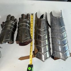 15 century medieval steel gauntlets & shin guards armors leather inside Shinguards need new belt hook on one side 