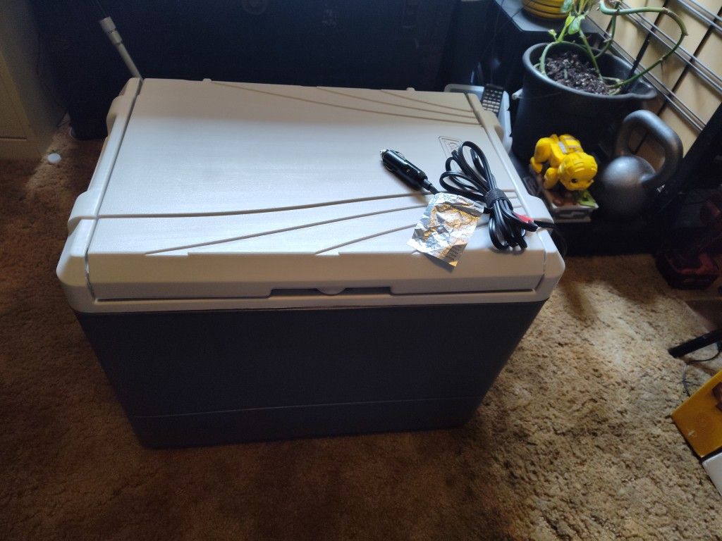 Coleman Powerchill Cooler 12v Perfect For Car