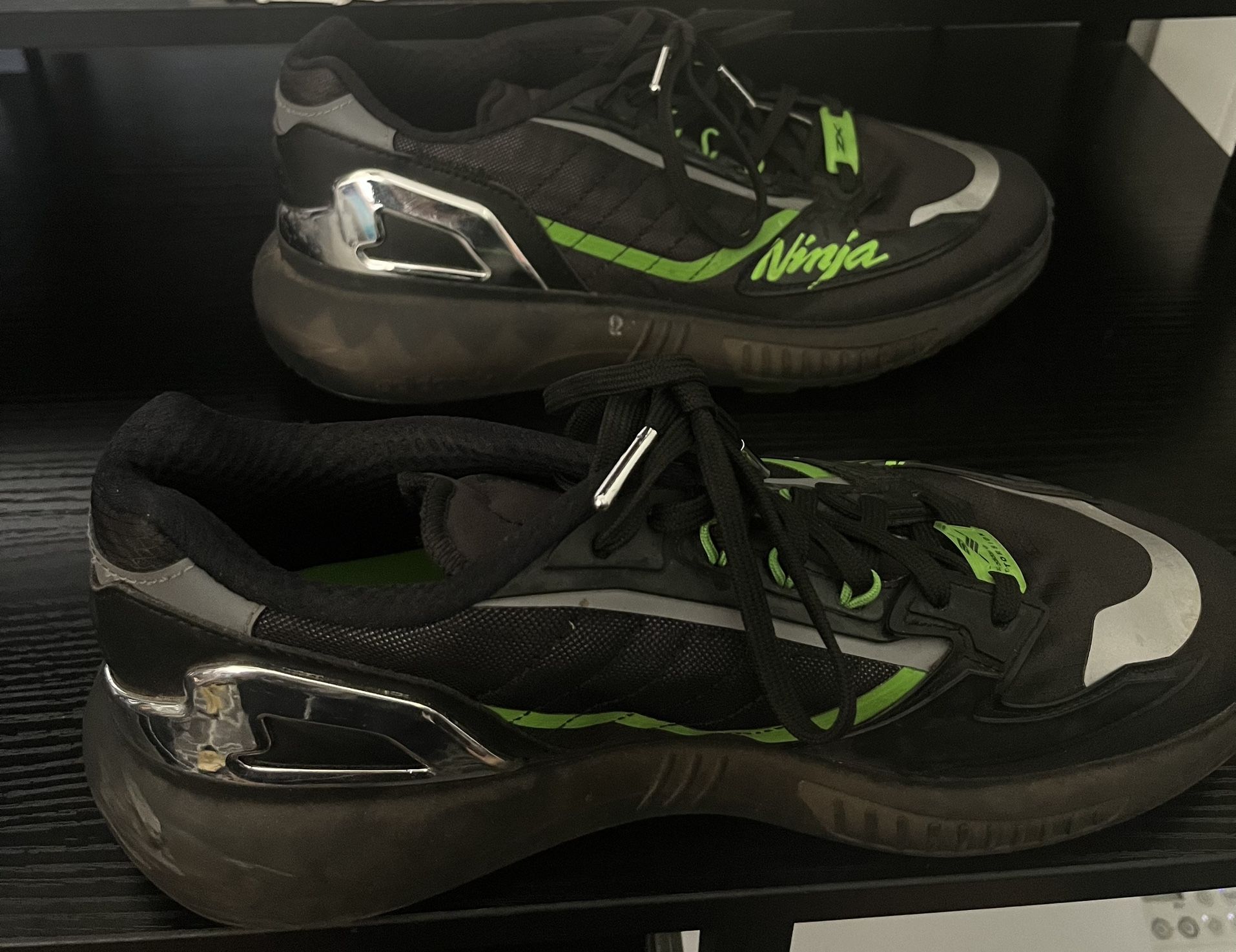 Adidas ZX Ninja Shoe (Men 9.5)