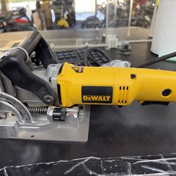 Dewalt DW682 plate joiner