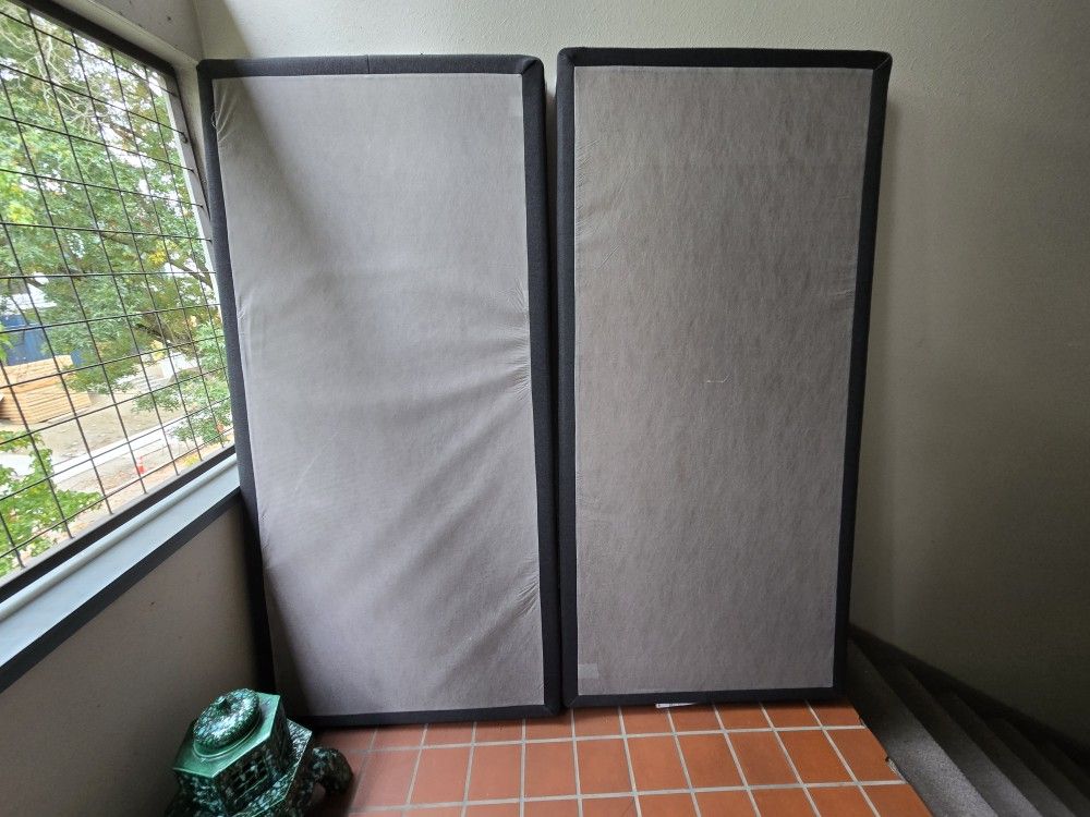 TEMPUR-Flat Foundation Split King Low Profile Box Spring 