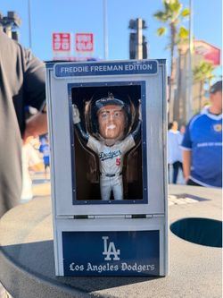 Freddie Freeman 18th inning Walkoff Homerun Bobblehead SGA 2026!!!