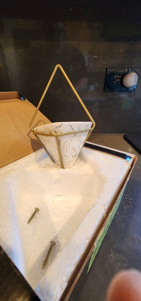 Small Hanging Planter