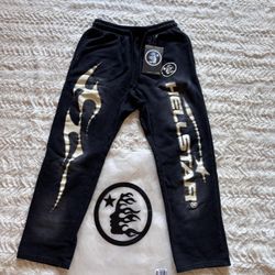 Hellstar Sweats | Medium