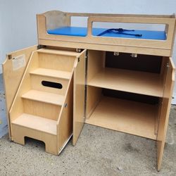 Lakeshore Toddler/Baby Changing Table