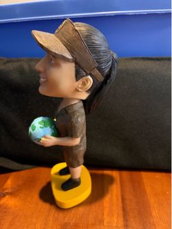 Female UPS Bobblehead