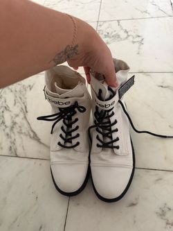 Bebe boots