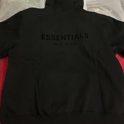 Essential Hoodie 