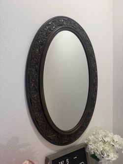 Hanging mirror