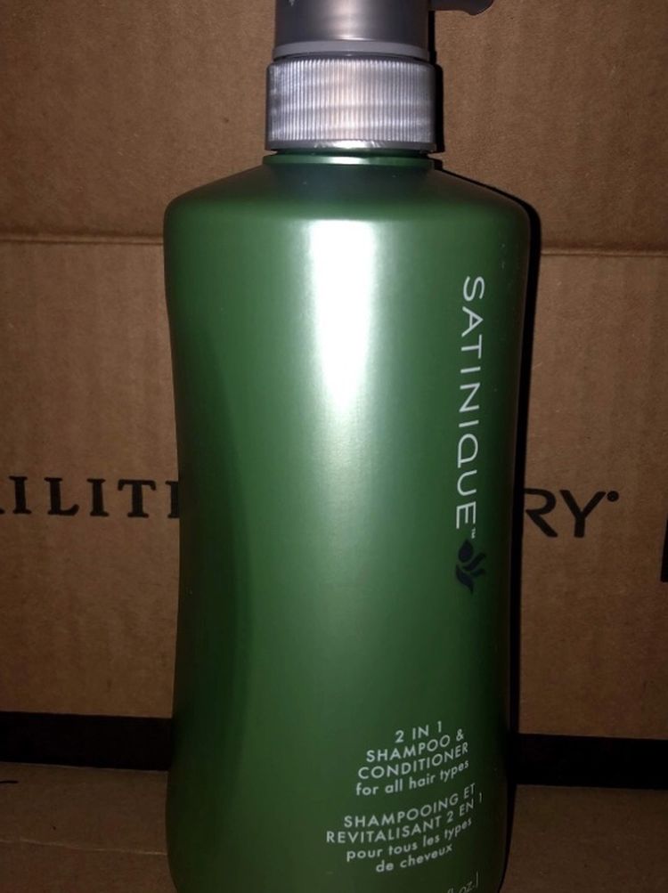 Satinique™ 2 in 1 Shampoo and Conditioner – 750 mL