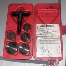 Universal Disc Brake Caliper Tool
