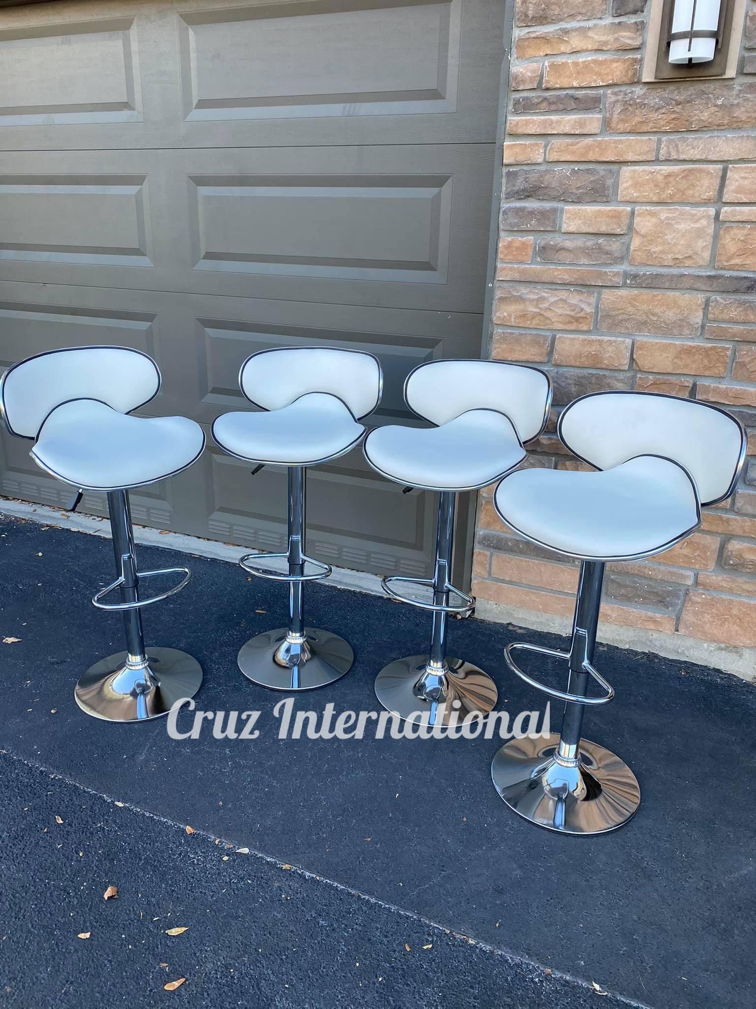 New 4 White Bar Stools