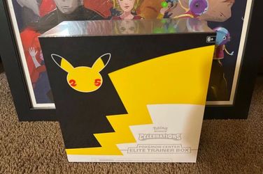 Pokémon Celebrations Elite Trainer Box SEALED