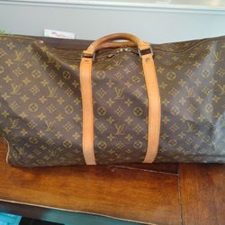 Louis Vuitton duffl