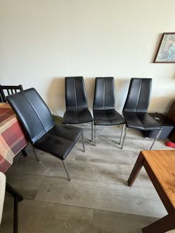 4 Black Chairs