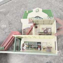 Bluey Supermarket Playset, 3 Different Levels Play House & Slide- No Figures