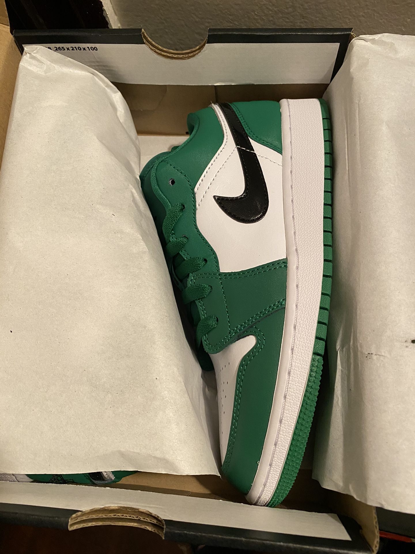 Jordan 1 low pine green