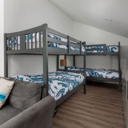 2 Sets of Bunk Beds 