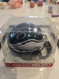 Eagles Donovan McNabb mini helmet